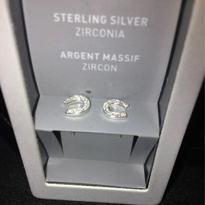 Taramanda Sterling Silver Zirconia Horseshoe Earrings